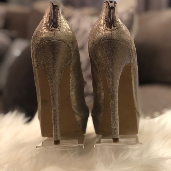 JESSICA SIMPSON JS-GREETA Gold Ankle Bootie NWOT - Picture 3 of 4